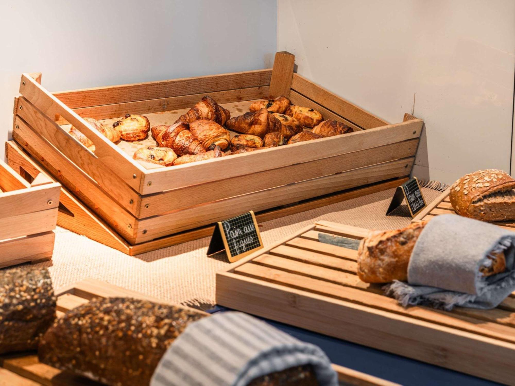 Ibis Styles Vannes Gare Centre Kültér fotó