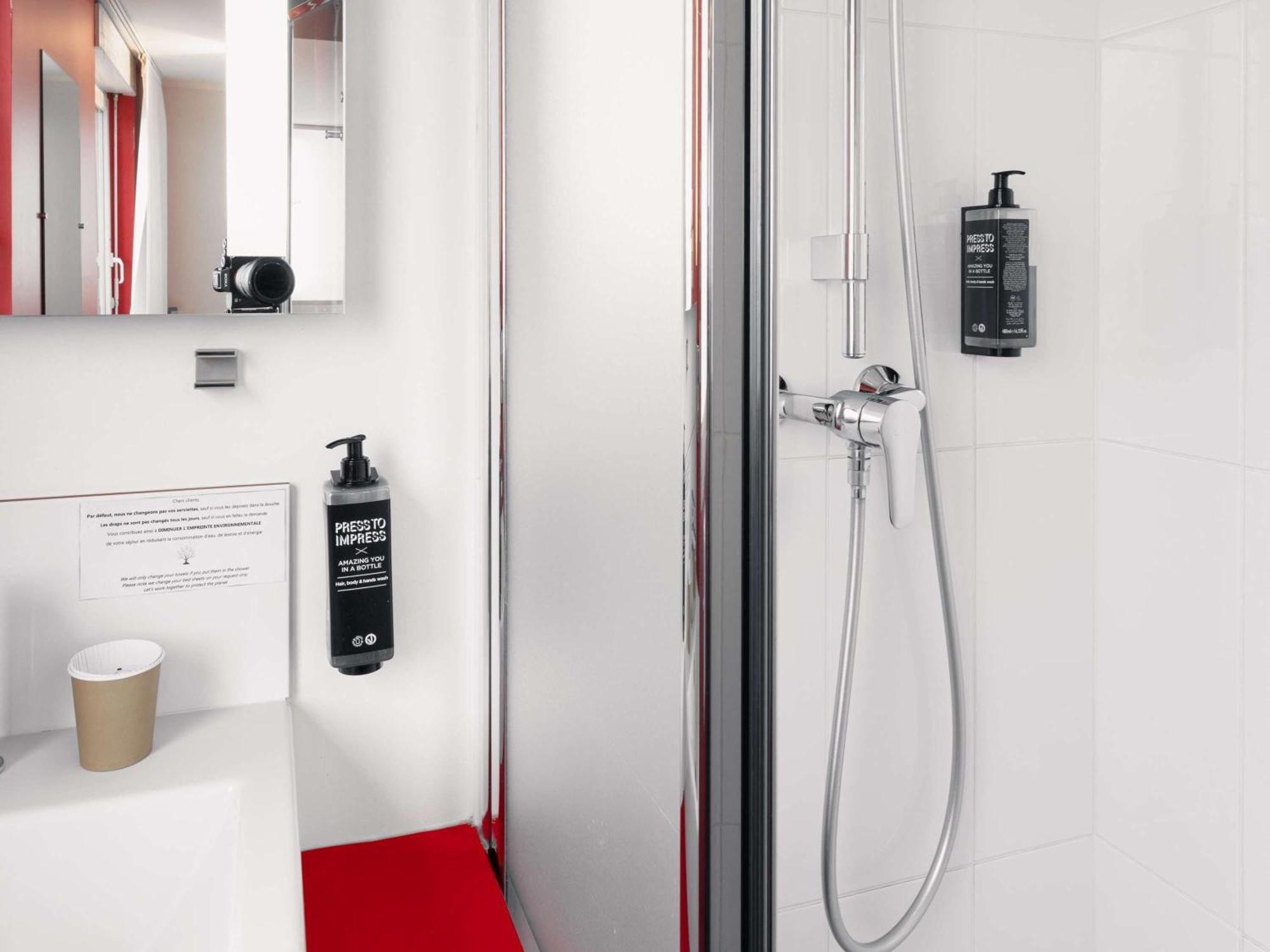 Ibis Styles Vannes Gare Centre Kültér fotó